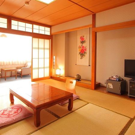 Kasugai View Hotel Fuefuki Экстерьер фото