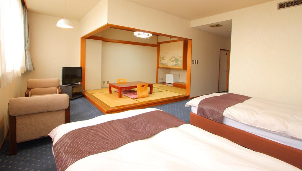 Kasugai View Hotel Fuefuki Экстерьер фото